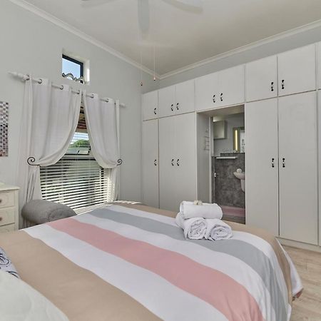 Fraai Uitzicht Struisbaai Apartamento Exterior foto