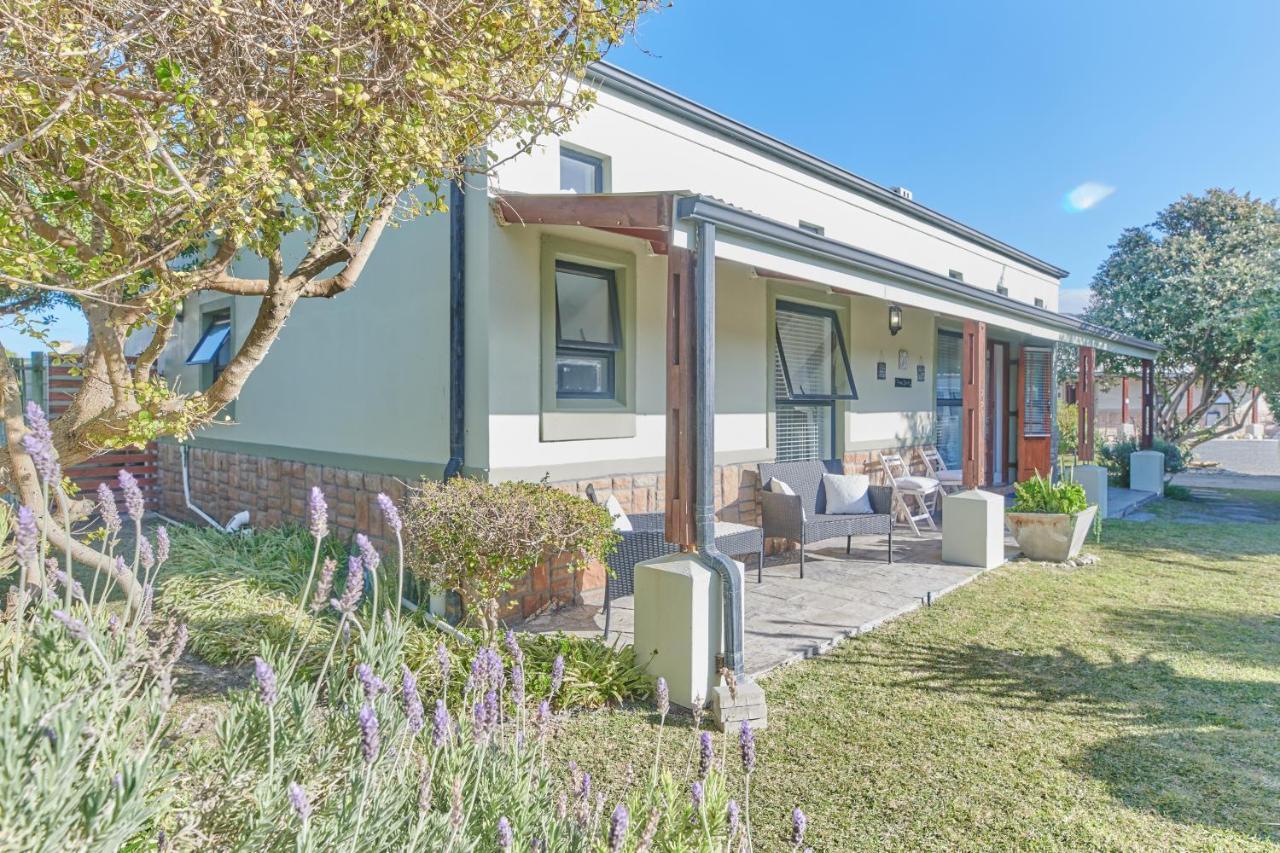 Fraai Uitzicht Struisbaai Apartamento Exterior foto